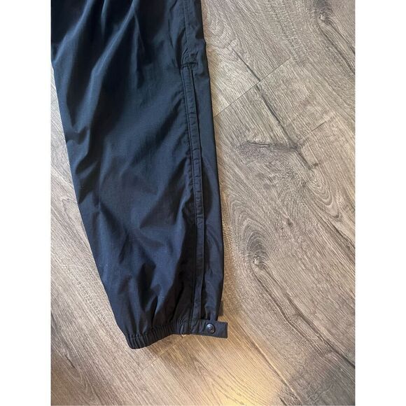 Rei Windbreaker Track Pants Men Black Nylon Ankle Zip Vintage Tapered size M - Picture 9 of 9